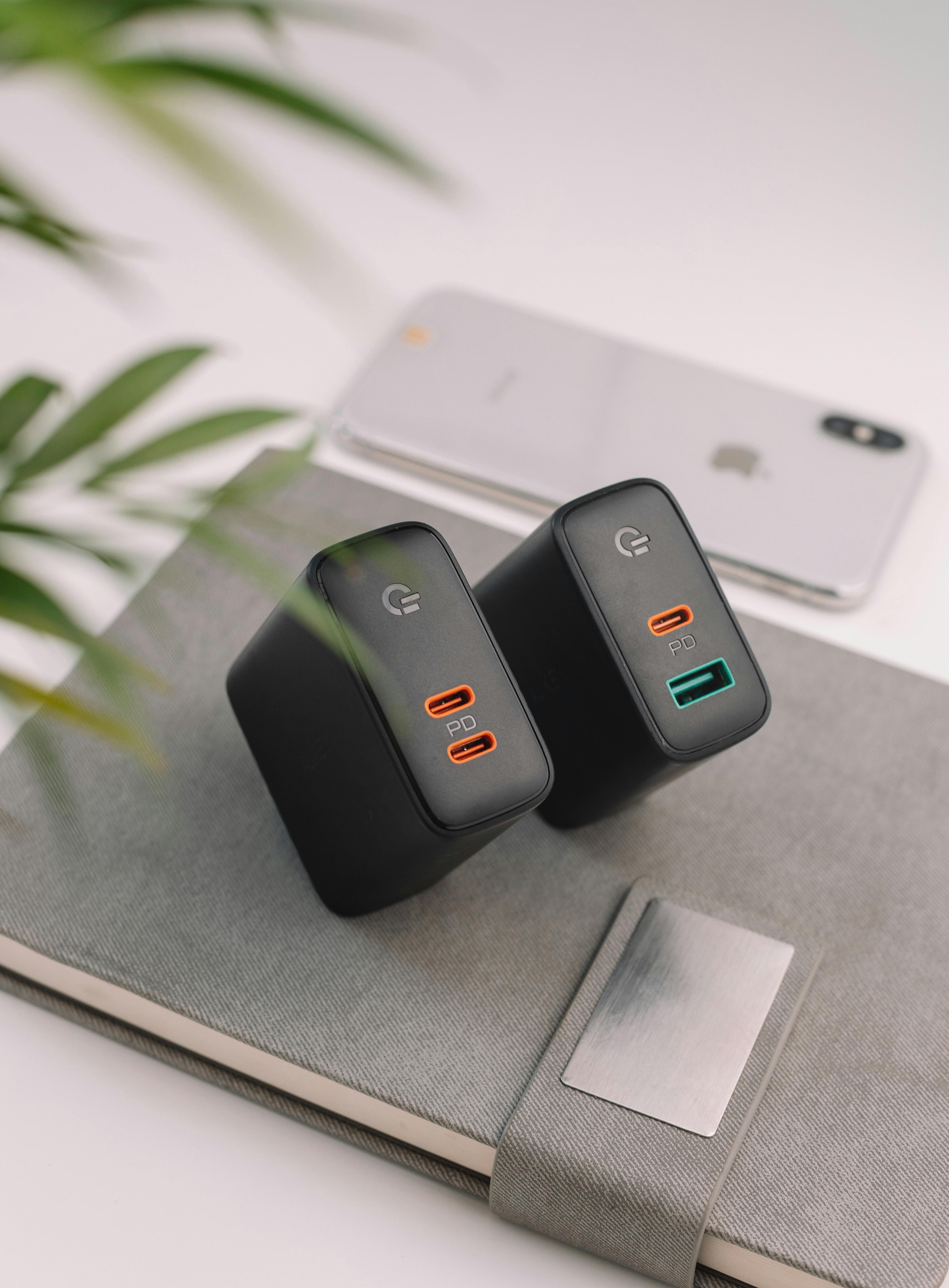 Ładowarki i akcesoria